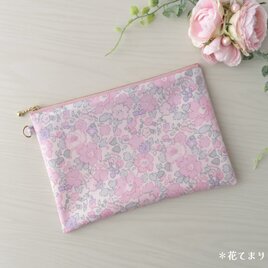 リバティ ラミネート ベッツイ ナデシコピンクのフラットポーチ＊内側仕切り＊20cmファスナー＊