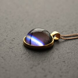 無限の宇宙を映す『境界線』｜身にまとうアートジュエリー