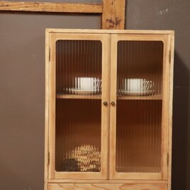 №085　ガラス戸棚　食器棚　飾り棚　陳列棚　アンティーク家具　古道具　54977