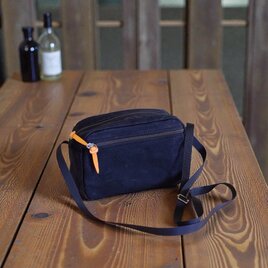 パラフィン帆布のミニショルダー/黒