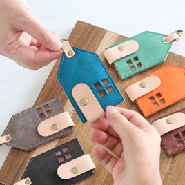 お守り袋(家) LF-062 マルゴー革×ヌメ革 レザー お守りケース 御守 お守り入れ キーホルダー