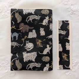 リバティ　ハンドメイドブックカバー　四六版用 リバティプリント ブックカバー （STRAWBERRY THIEF