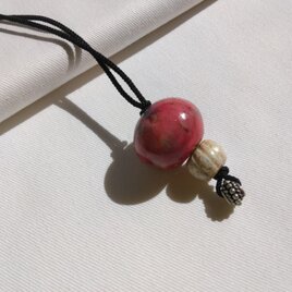 ざくろ色＊＊＊＊紐ネックレス＊＊＊ロング