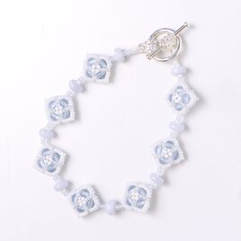 ひし形モチーフのブレスレット・ペールブルー・382-2