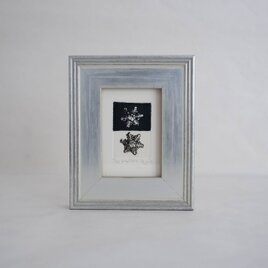 銅版画 “Devil in the bush”（額装） | iichi 日々の暮らしを心地よく