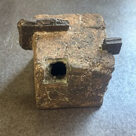 (on sale) 花器　赤泥彩　「the cube of the cracked earth」mini