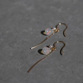 #1071_B 現品　GF+K10 プレシャルオパール　カーブバー　ピアス