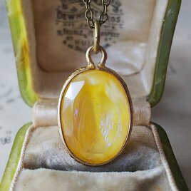 アンティーク　イエローサテン／ドラゴンズブレス　シンプルクラシカルネックレス