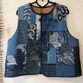 古布リメイク 藍染刺し子＋柿渋染リバーシブルベスト　型染　襤褸　刺し子　柿渋染　着物リメイク