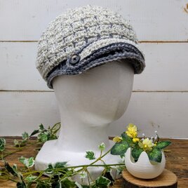 ツイード調のニットキャップ（ホワイト系）
