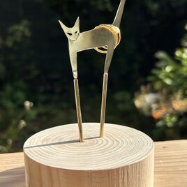 真鍮＋ヒノキ◇猫ちゃん◇結婚指輪ホルダー/リングホルダー/ジュエリー（アクセサリー）収納ホルダー