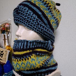 お揃いの編み込みのニット帽子&ネックウォーマー