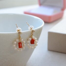 K10 珊瑚と真珠を使った手作りのサークルピアス