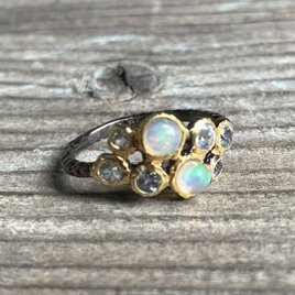 Mermaid’s Sea Bubble – Opal & Topaz Ring　人魚の海泡 ― オパールとトパーズの指輪