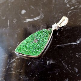 スカラベ ラピスラズリ SV925 ペンダント | iichi 日々の暮らしを