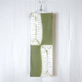 *絞り染手拭い* 変形市松模様 　抹茶色