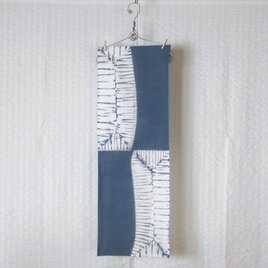 *絞り染手拭い* 変形市松模様 青