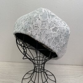 送料無料　オールレースのベレー帽（くすみグリーン）