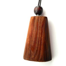 屋久杉　自然の木　ロングネックレス