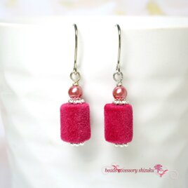 フロッキーピアス＊チェリーレッド