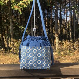 巾着型ショルダーバッグ