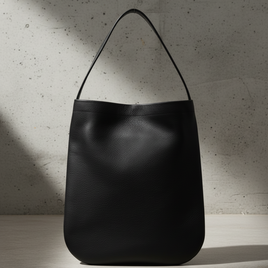 A4収納本革ワンショルダートート｜柔らかく身体になじむミニマルデザイン｜イタリアンレザー