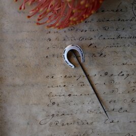 純銀製　ホースシュー　ハットピン　フランスアンティーク　ヴィンテージ　ブロカント