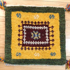 ペルシャ　ギャッベ　ミニマット　横42x39.5cm　テント　ヤギ　黄金色　緑色　Z1676