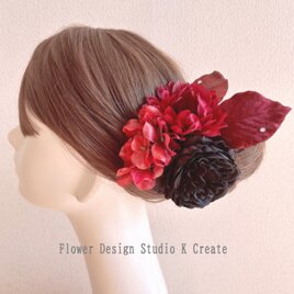黒いラナンキュラスとボルドーのダリアの髪飾り 　Uピン　ラナンキュラス　ダリア　紫陽花　ボルドー　シック　ダンス　フラメンコ　花