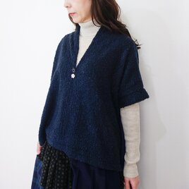 ブークレネイビー・スタンドスリットプルオーバー