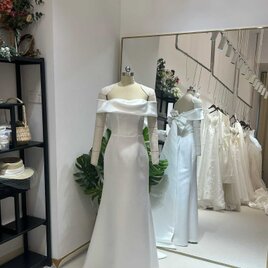 ウェディングドレス オフショルダー ふっくら柔らかなバックリボン 優雅なシルエット マーメイドライン 拳式