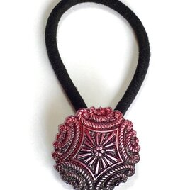 世界の飾りボタン ヘアゴム ジオメトリック レッド [mazh-118]