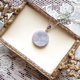 レジンアート　ラウンドペンダント〈嵐の夜に〉