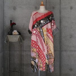 振袖からのワンピース　 ゆったり目　 ドロップショルダー　着物リメイク