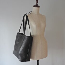 レザートート　ブラック（ フルベジタブルタンニングレザー ）