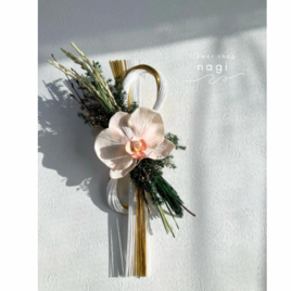 【水引飾り/White×gold/蘭(ﾋﾟｰﾁ)】