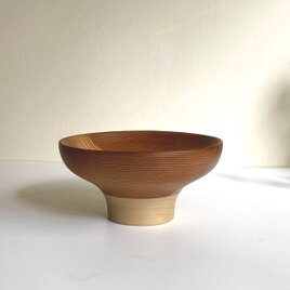 スギとホウ　高台付きのボウル　Φ16.5cm