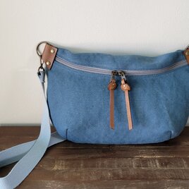 ジュート麻のボディバッグ（ブルー）即納可能