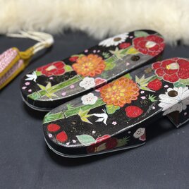 S 背の高くなる下駄 花紋様 日本桐 反小町