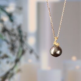 ブラックパールペンダントトップ【K18】