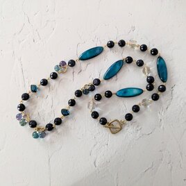 ブルーゴールドストーンとシェルのネックレス（N1332）