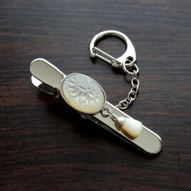 ホワイトシェルのキークリップ《KC-4》