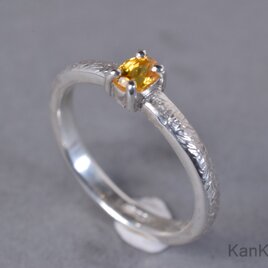 イエローサファイアのリング