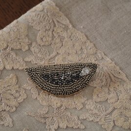 マタイを聴きながら  ハーキマーダイヤモンドのブローチ