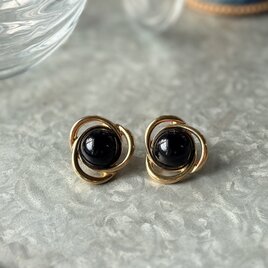 YM193-【 Monet 】モネ・ヴィンテージイヤリング 1980's Black Cabochon Gold Tone