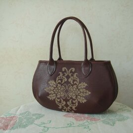 【受注制作】イタリアンレザーの刺繍Bag（クロスステッチ刺繡）