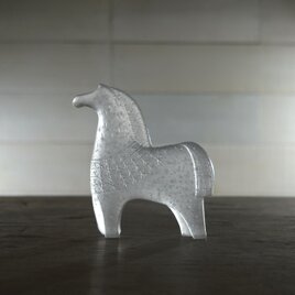 ガラスのオブジェ［馬］③