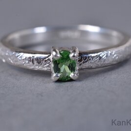 グリーンガーネットのリング