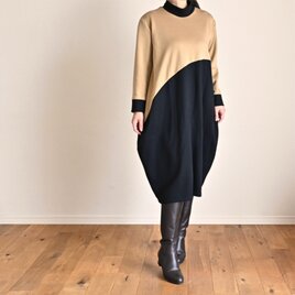 即日発送♦︎カーブデザインコクーンワンピース♦︎Aタイプ＊キャメルベージュ×ブラック
