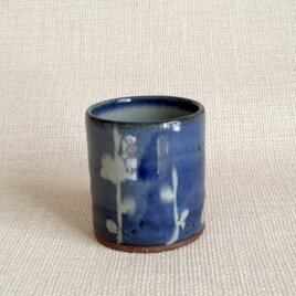 湯のみ (呉州抜絵梅2-b)